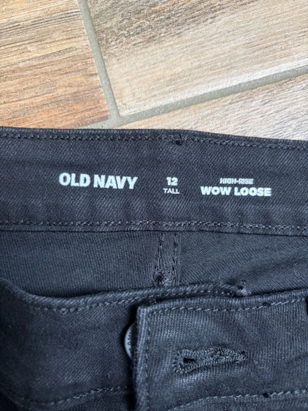 Old Navy High-Rise Women’s Jeans - Black Tall 12 - Picture 3 of 4